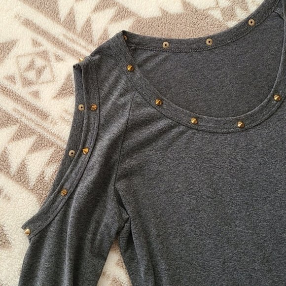 Gray studded tunic high to low long sleeve tunic - Picture 2 of 8